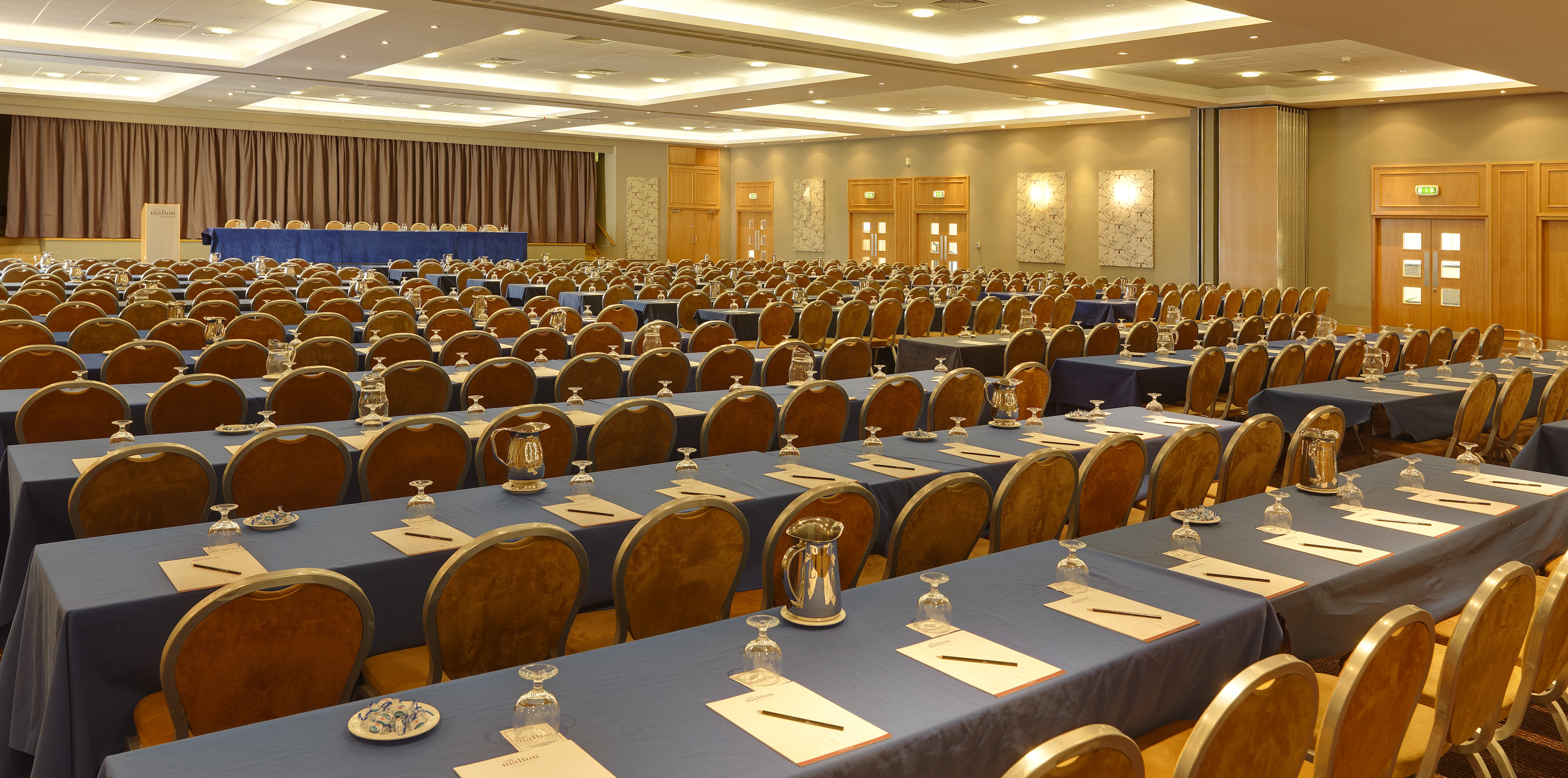 Conference_Classroom_Style